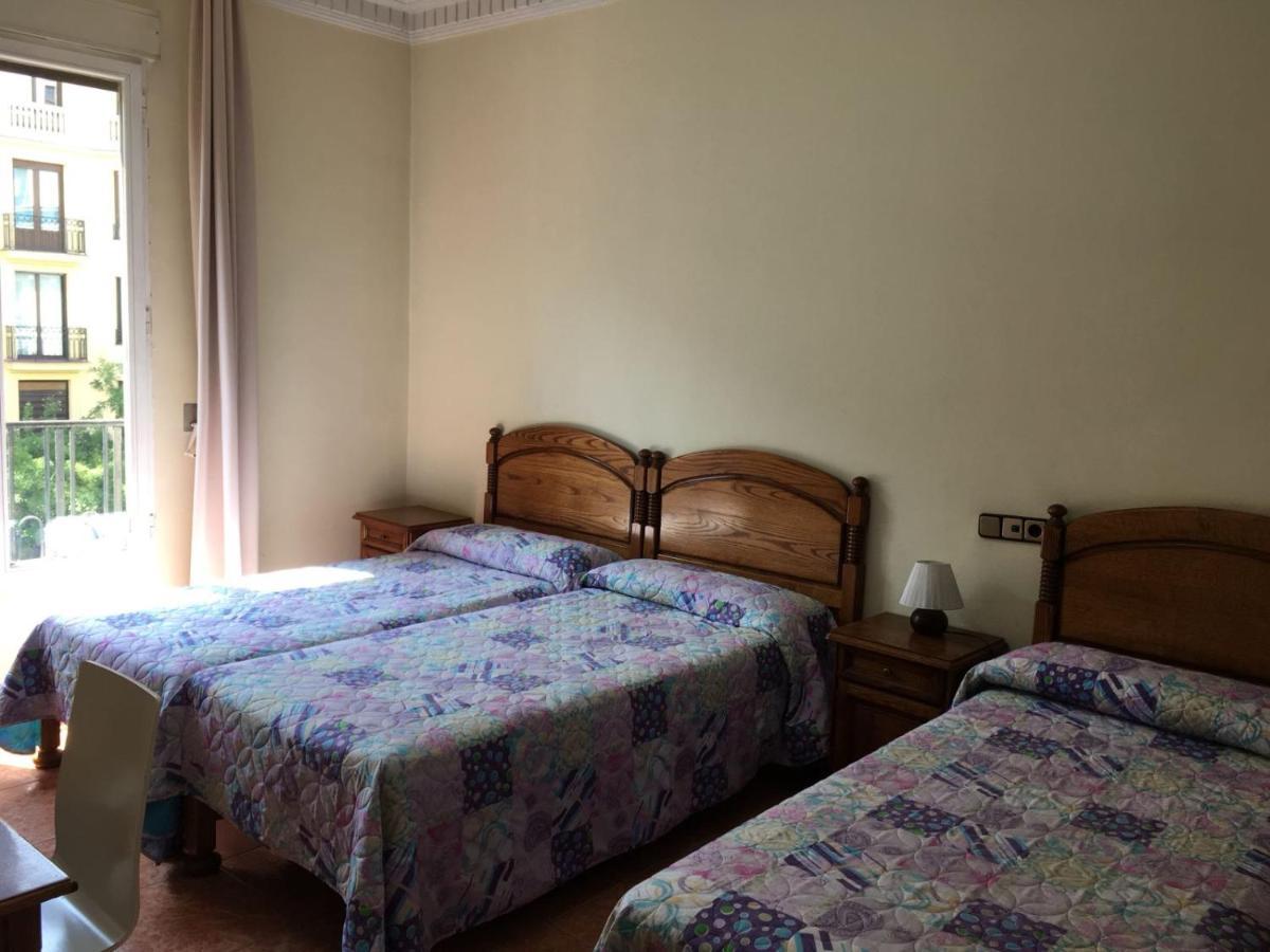 Hostal Retiro Madrid Dış mekan fotoğraf