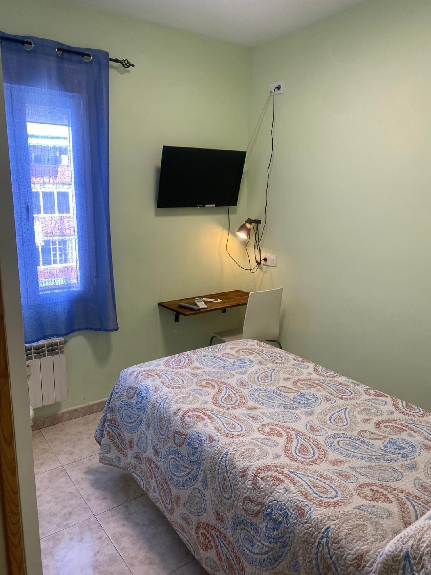 Hostal Retiro Madrid Dış mekan fotoğraf