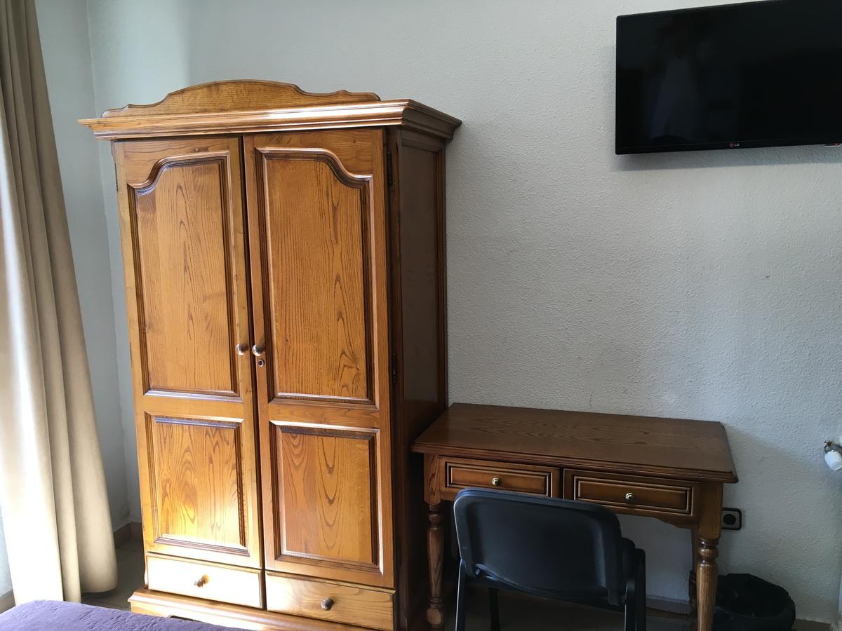 Hostal Retiro Madrid Dış mekan fotoğraf